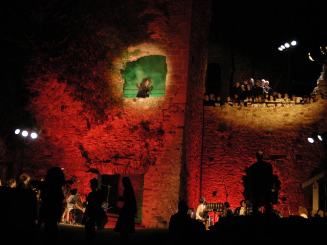 Arthur & les Chevaliers de la paille blonde